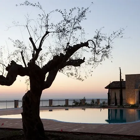 Borgo Fonte Scura Bed & Breakfast