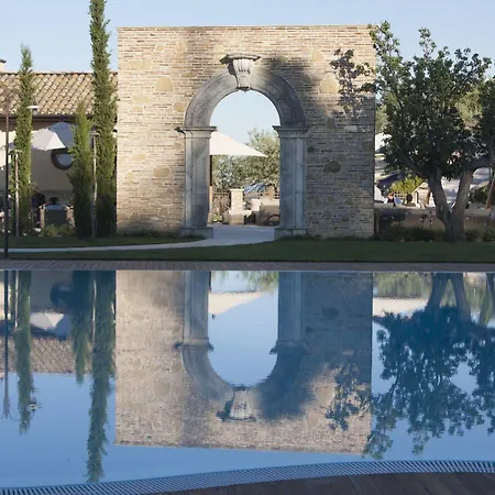 Borgo Fonte Scura Bed & Breakfast