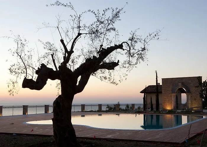 Borgo Fonte Scura Bed & Breakfast