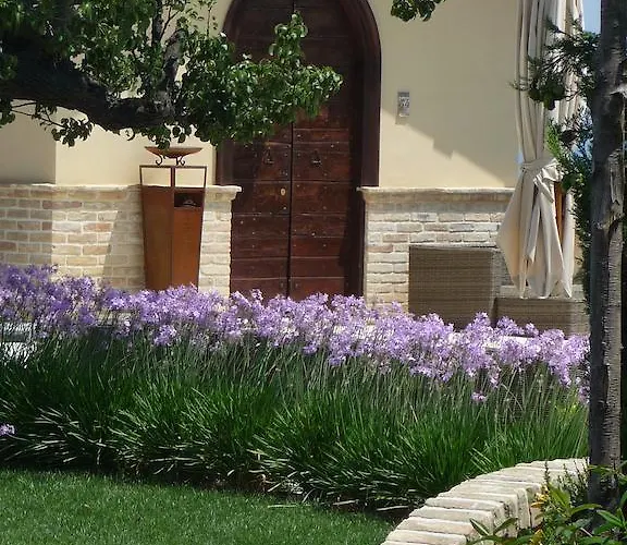 Oda ve Kahvaltı Borgo Fonte Scura Silvi Marina