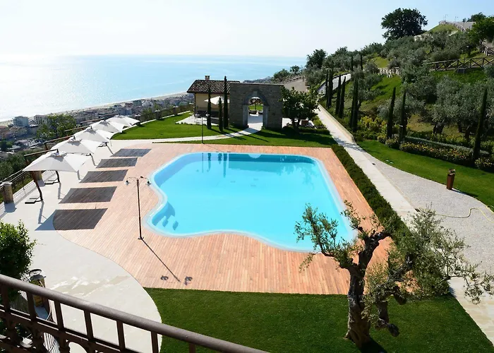 Borgo Fonte Scura 2* Silvi Marina